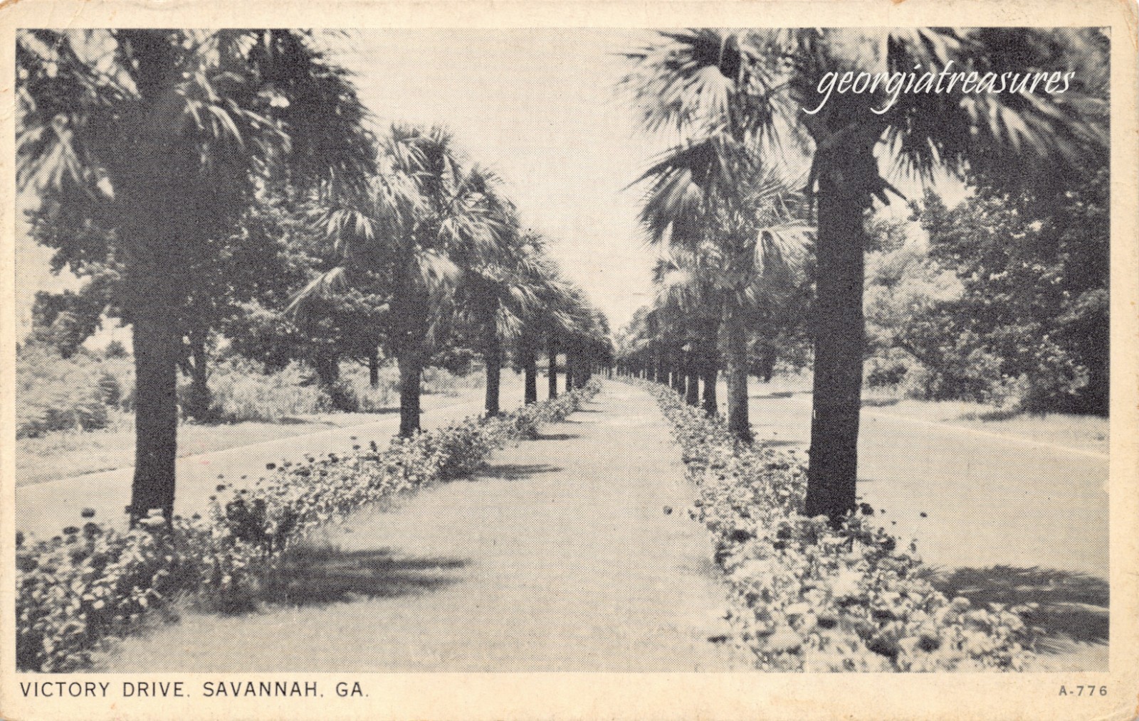 GA~GEORGIA~SAVANNAH~VICTORY DRIVE~C.1935