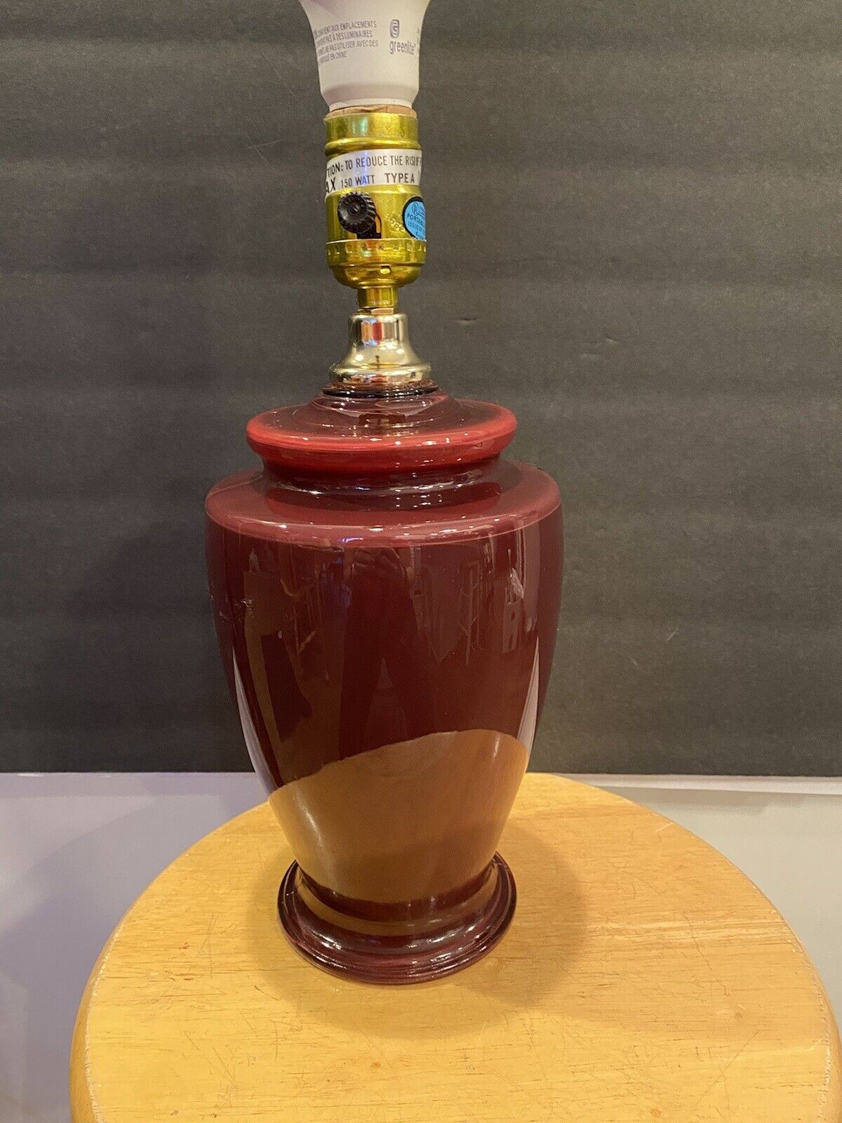 MCM Ginger jar ceramic table Lamp~~ Cranberry/￼Burgundy/Red/Dark Mauve￼ Vintage