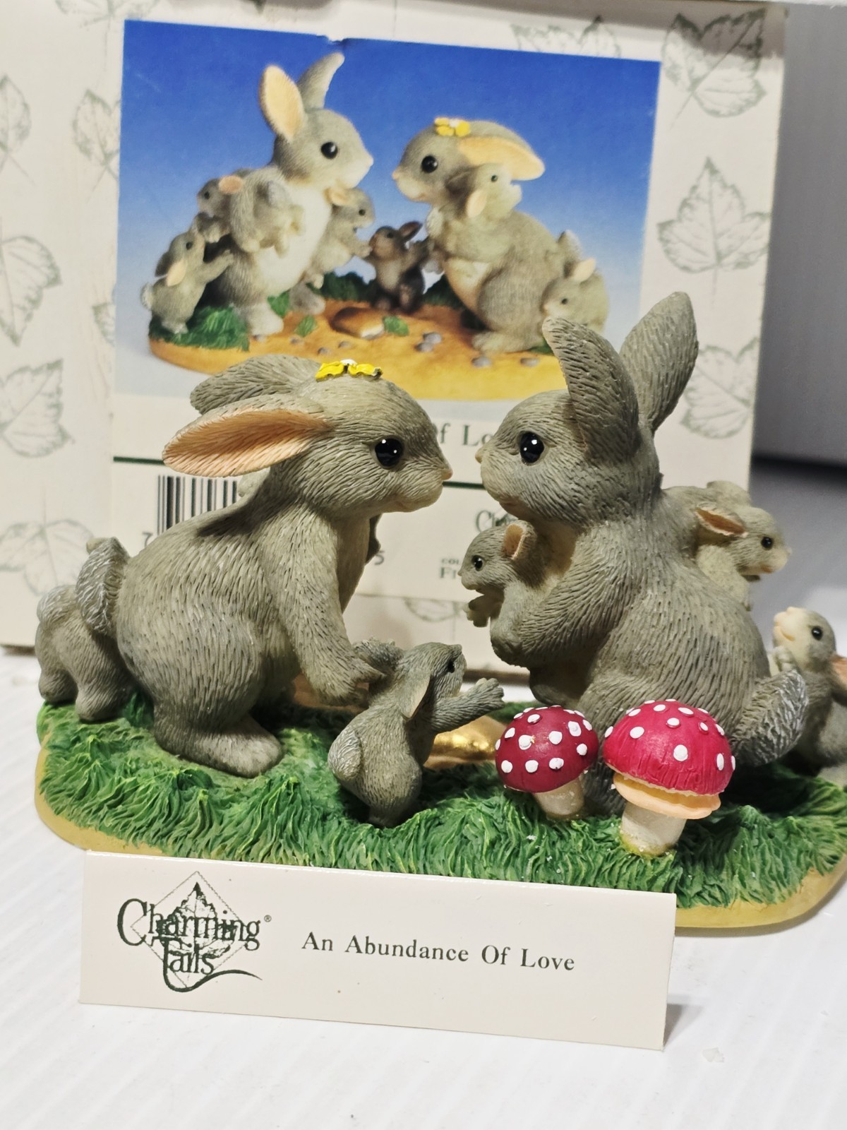 Fitz & Floyd 2002 Charming Tails AN ABUNDANCE OF LOVE 84/107