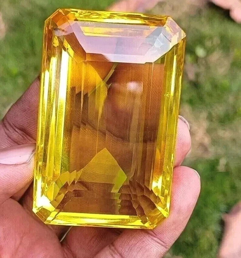 Natural Huge Yellow Color Citrine Emerald Brazilian Loose Gemstone 1000 Ct Natural Huge Yellow Color Citrine Emerald Brazilian Loose Gemstone 1000 Ct