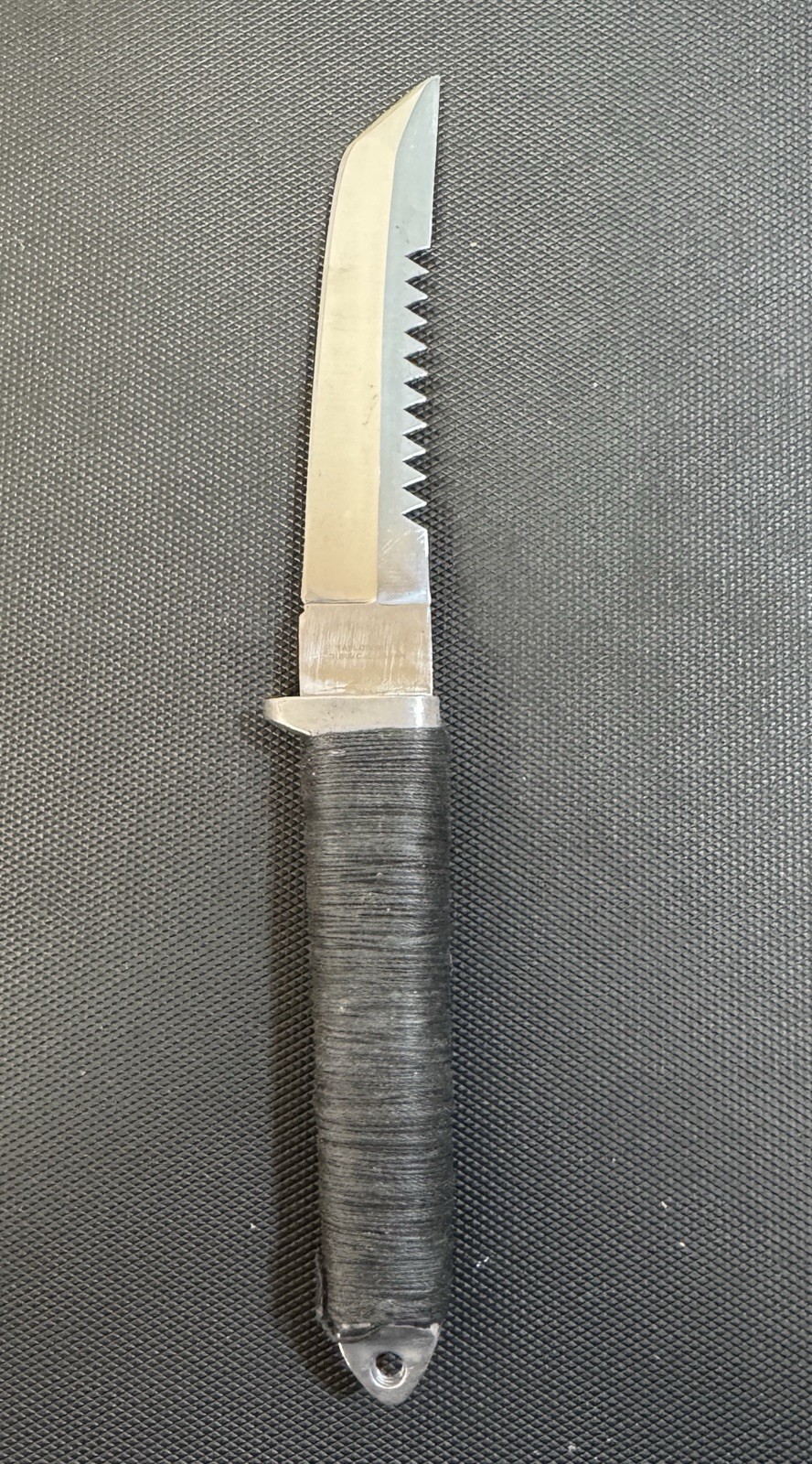 Vintage Taylor/Seto Japan HALOWAID Surgical Sawback Survival Knife Fixed Blade