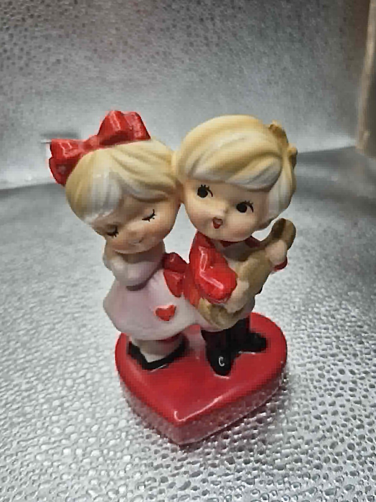 RARE Vintage Lefton Valentine Figurine - Cute MCM Blonde Couple playing Guitar