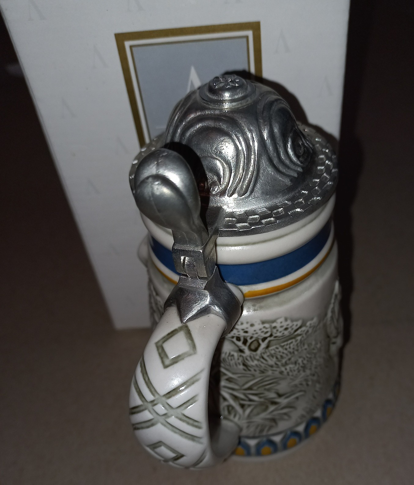 1992 Avon Endangered Species Mini Stein Collection Mountain Zebra New in Box