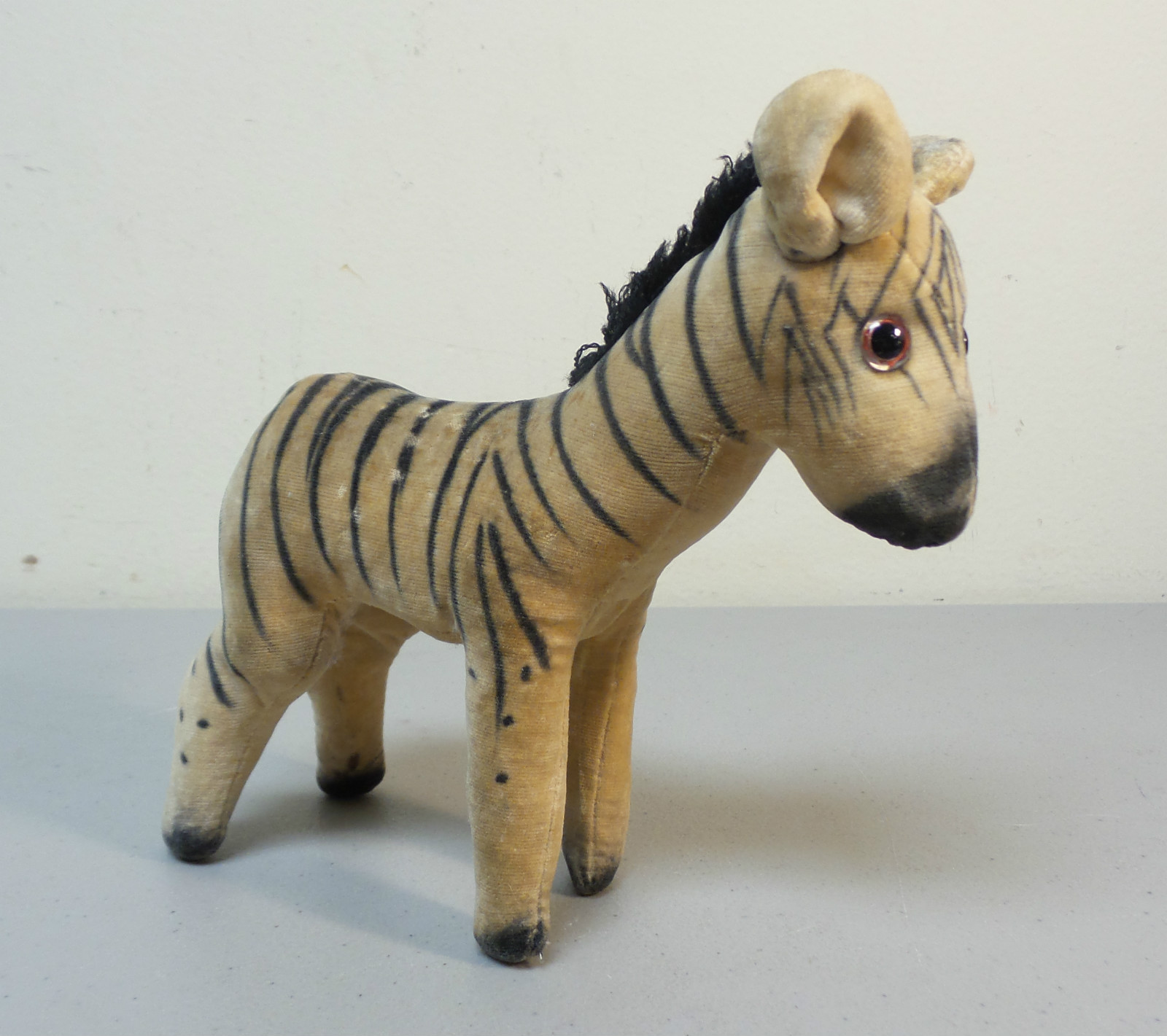 ADORABLE VINTAGE 1960\'s FELT ZEBRA FIGURE