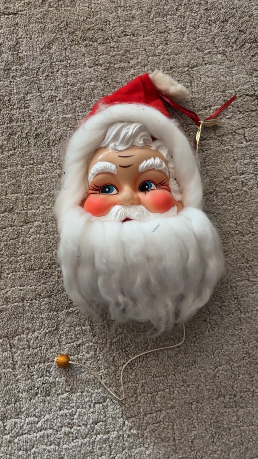 VTG 1950s RUBBER FACE CHRISTMAS SANTA PLAYS CHRISTMAS MUSIC- PULL STRING