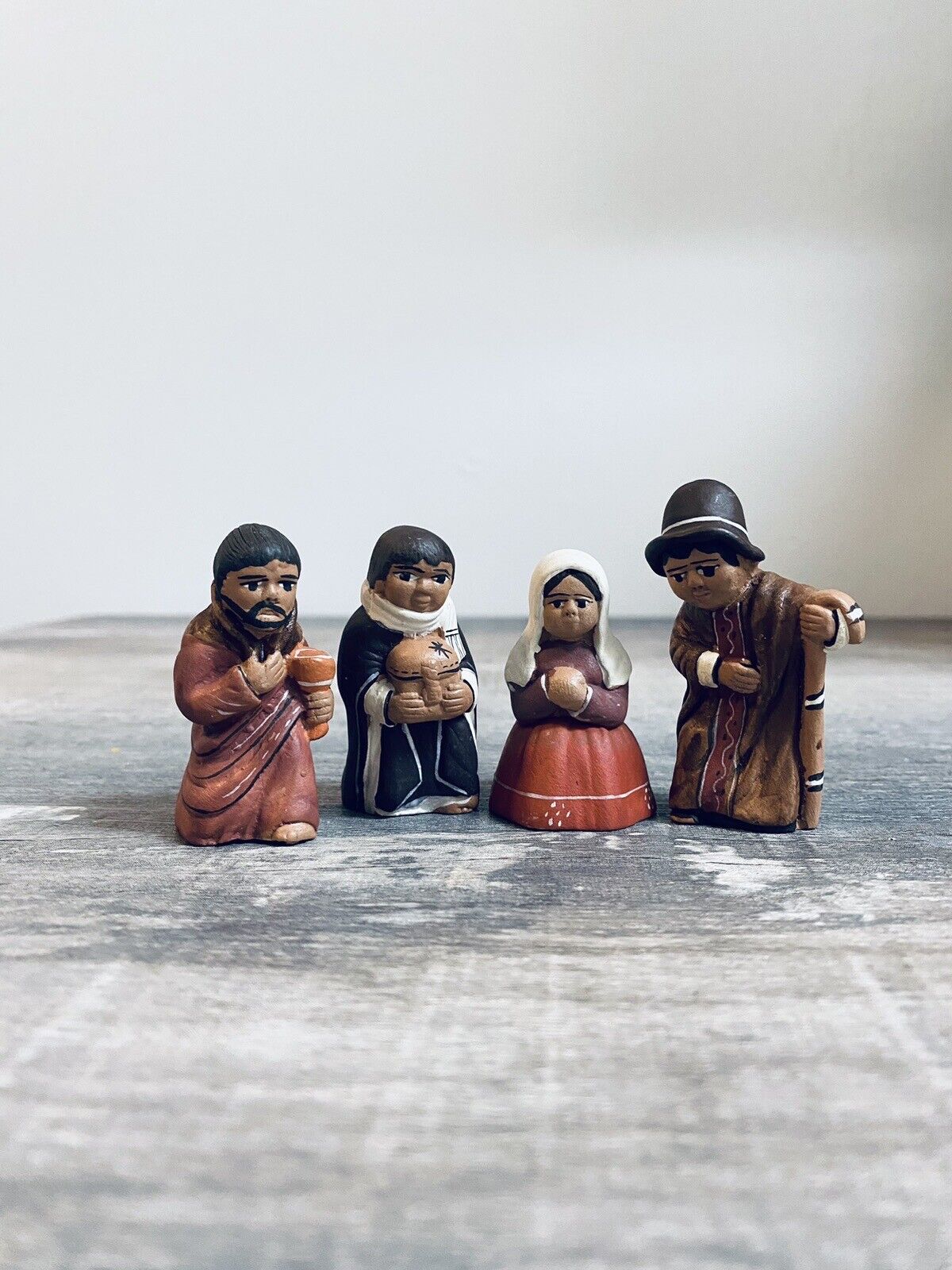 4 Vintage Peruvian Pottery Clay Christmas Nativity Replacement Figures  