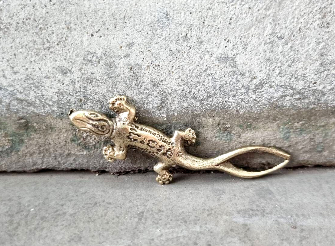 Thai Amulet Gecko Lizard Figurine Pendant Long Two Tails Yantra Lucky Gold 2.5\