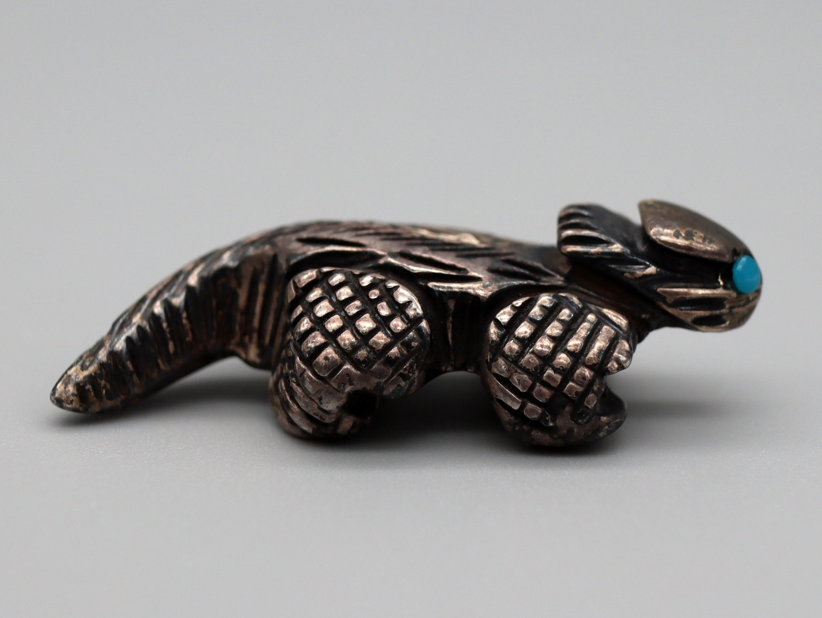 Sterling Silver Zuni Style Lizard Fetish 1.18 oz Sterling Silver Zuni Style Lizard Fetish 1.18 oz