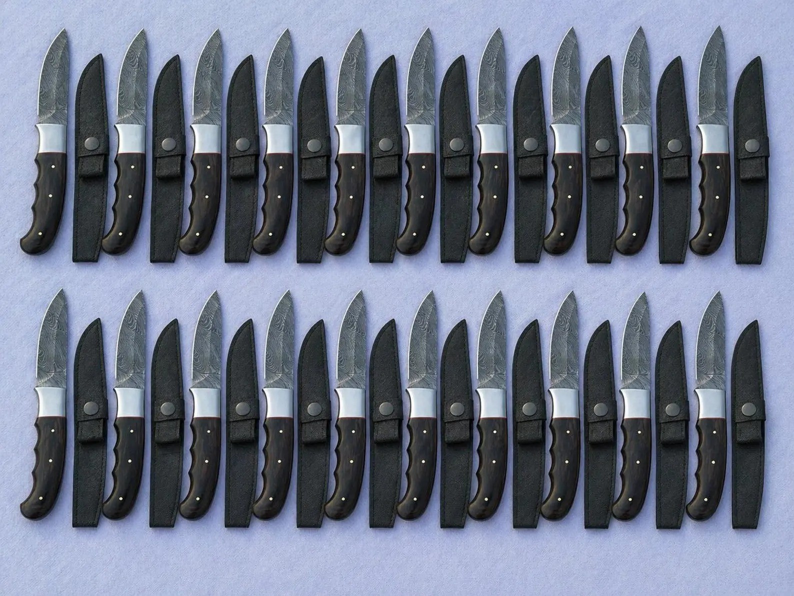 30-Piece Damascus Hunting Knife Set – Hand-Forged Blades, Wenge Wood Handle