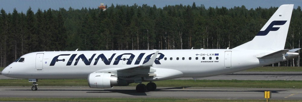 ERJ-195 Finnair Finland Embraer ERJ195 Airplane Wood Model Replica Large New