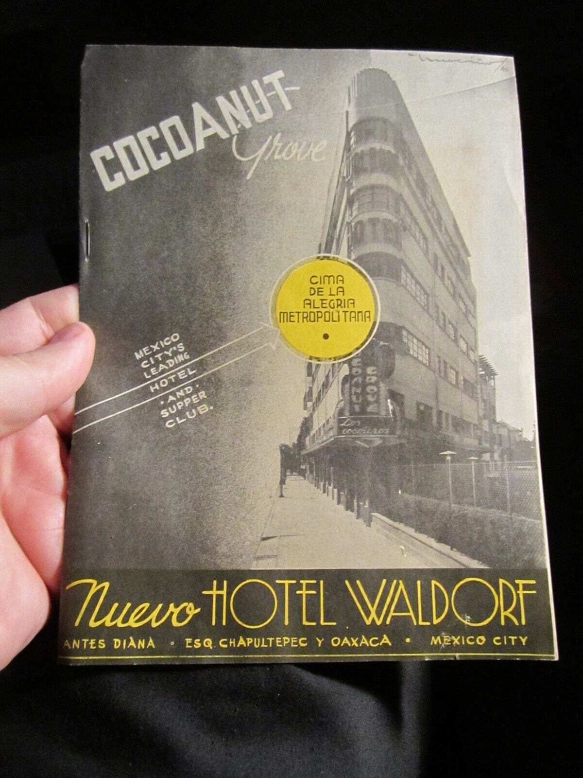 1940\'S COCOANUT GROVE BOOKLET AT THE NUEVO HOTEL WALDORF MEXICO CITY BBA-42