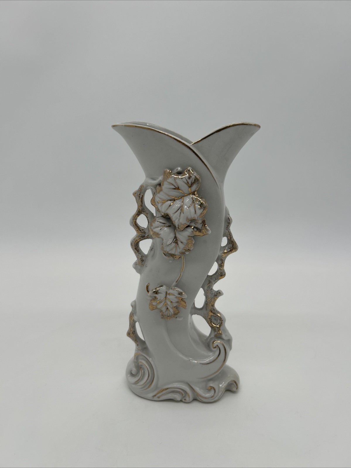 Vintage Porcelain 3D Bud Vase Gold Trim Leaf Pattern