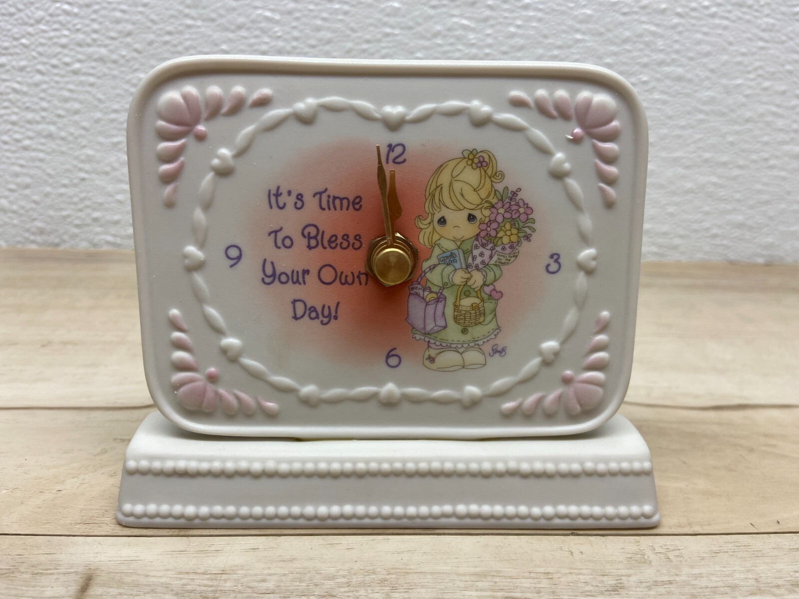Vintage 2001 Enesco It`s Time To Bless Your Own Day Porcelain Clock Tested-Works