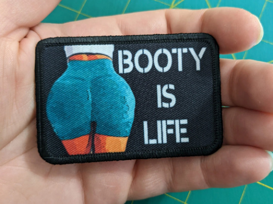 Booty is life meme fitness squats funny 2\