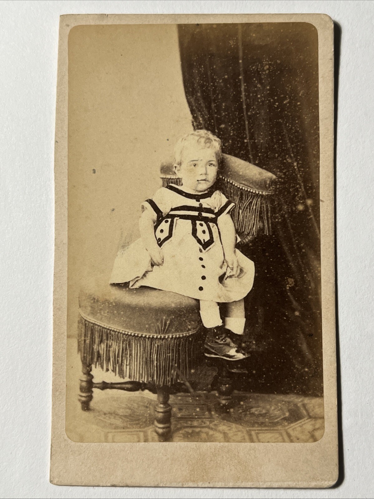 signed 1875 Child Dress Elegant Chair CDV Photo antique Carte de Visite France