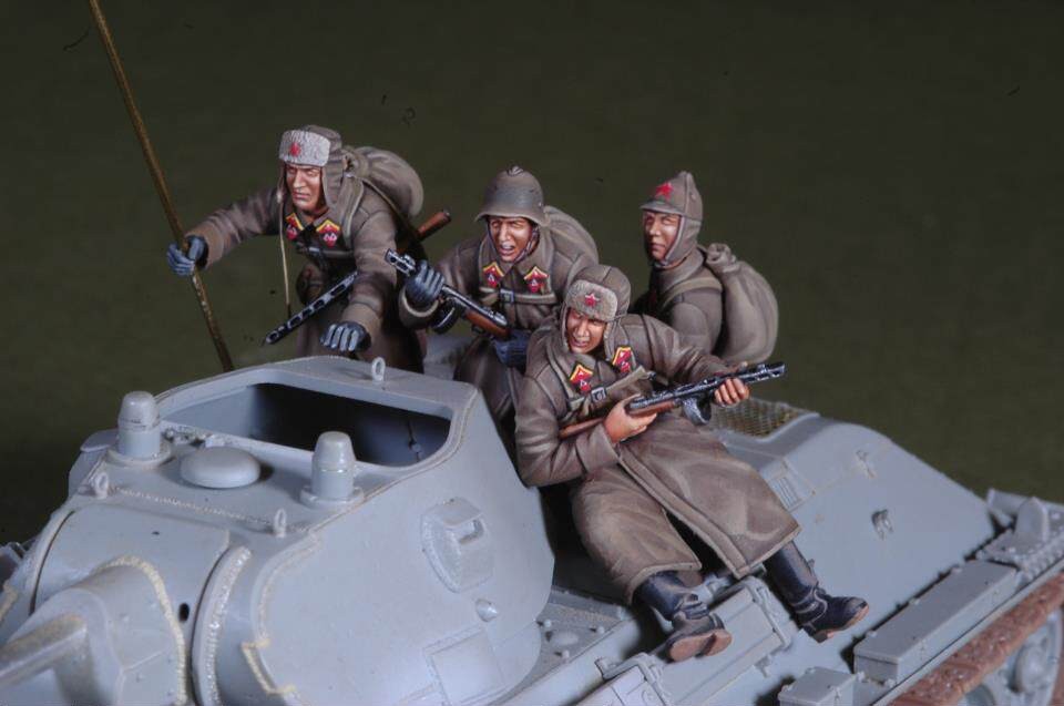 Unpainted 1/35 Resin Model  early war russian tank riders set 4pcs 1502K（No Car）