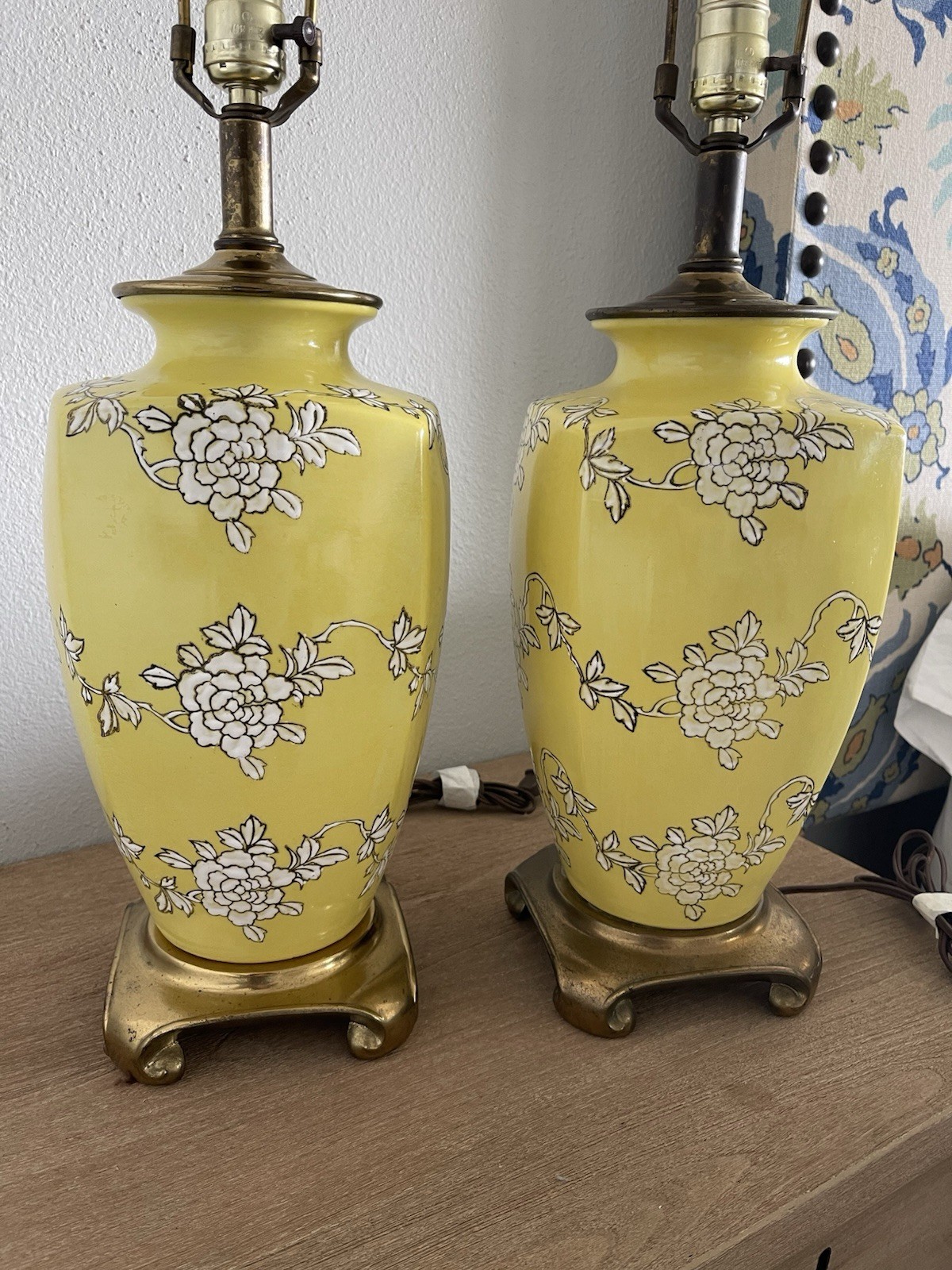 Pair 2 Vintage Yellow Floral Asian Chinoiserie Porcelain Brass Table Lamps