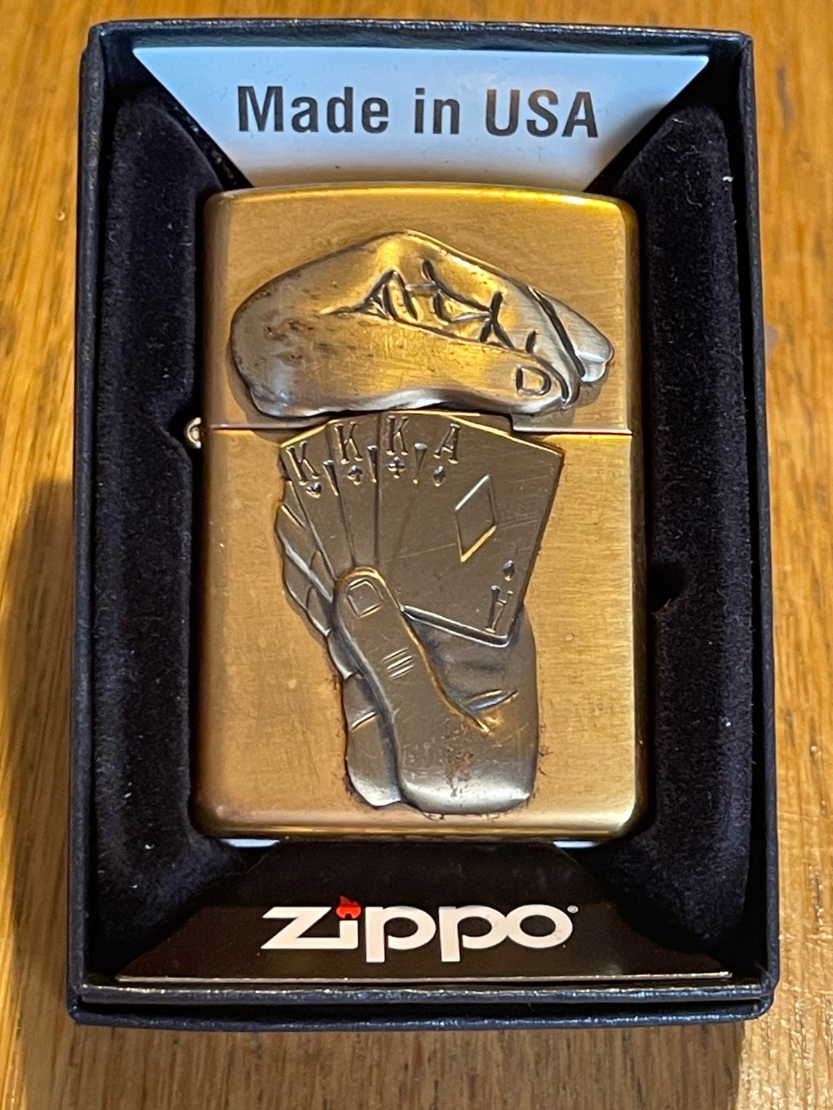 BRASS BARRETT SMYTHE FULL HOUSE POKER SUPRISE ZIPPO LIGHTER NEW WITH BOX.