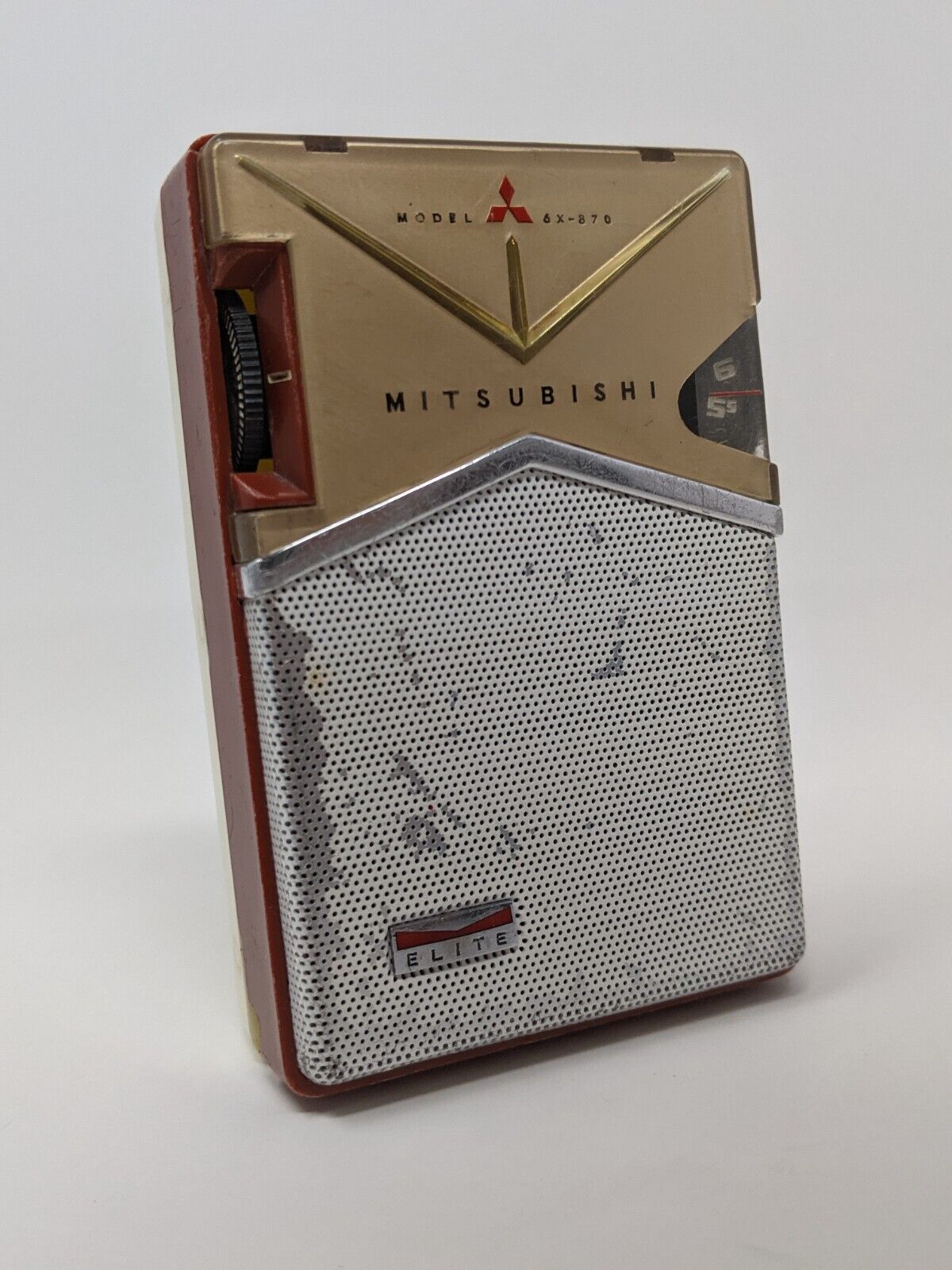Vintage 1960s Mitsubishi AM Transistor Elite Radio 6X-870 ~ Rare Works