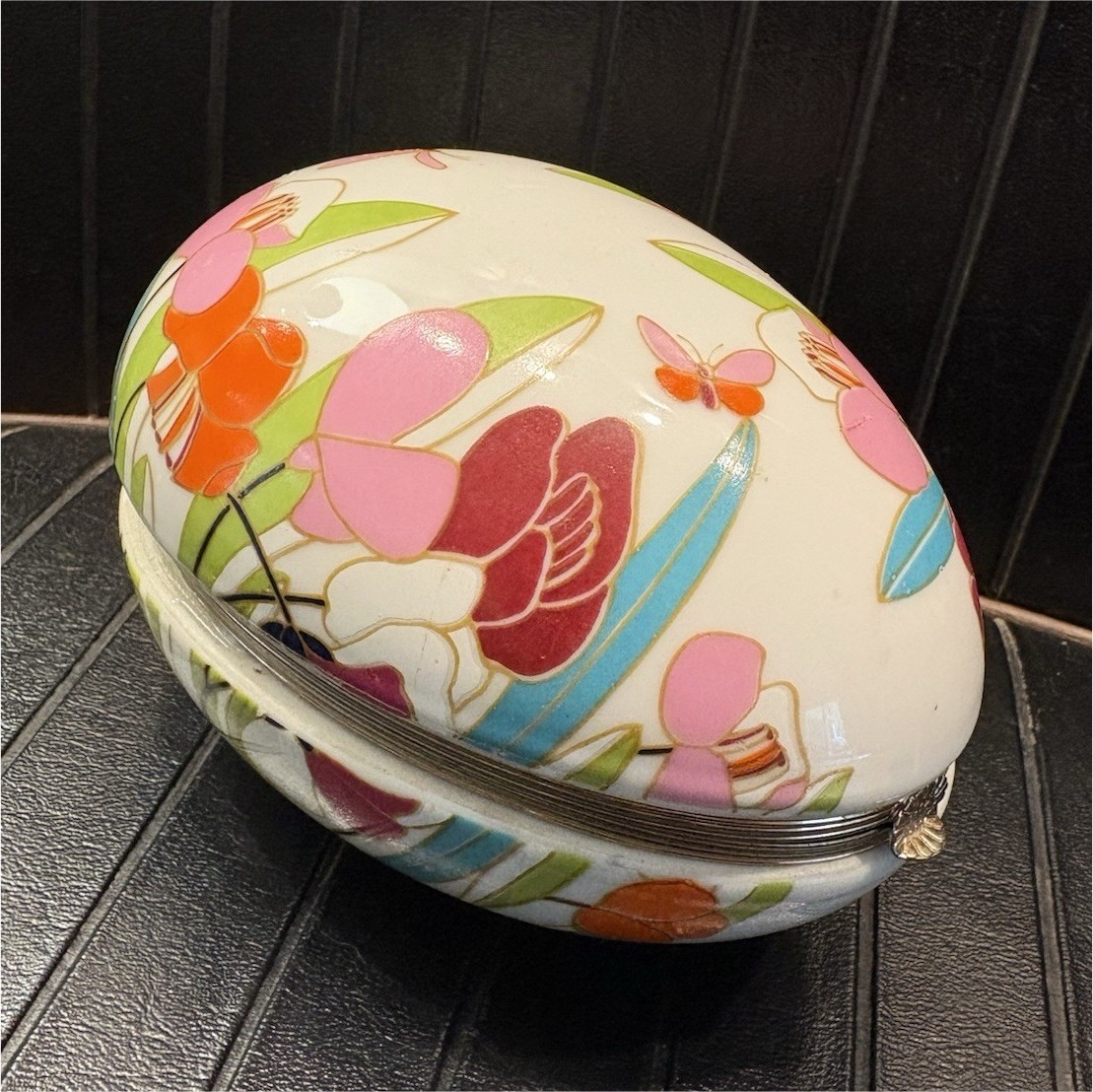 Vintage Ardalt Japan Hand Painted Porcelain Egg Trinket Box Floral Butterfy 5”