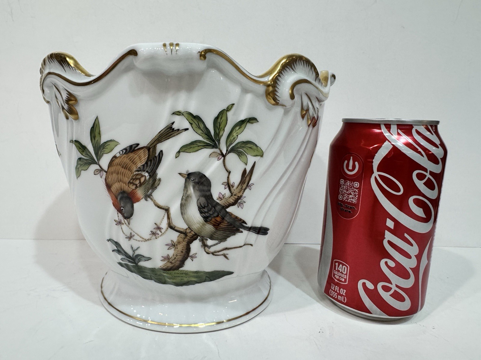Herend Rothschild Bird 6” X 7.5” Ribbed Scalloped Cache Pot Planter Retail $815