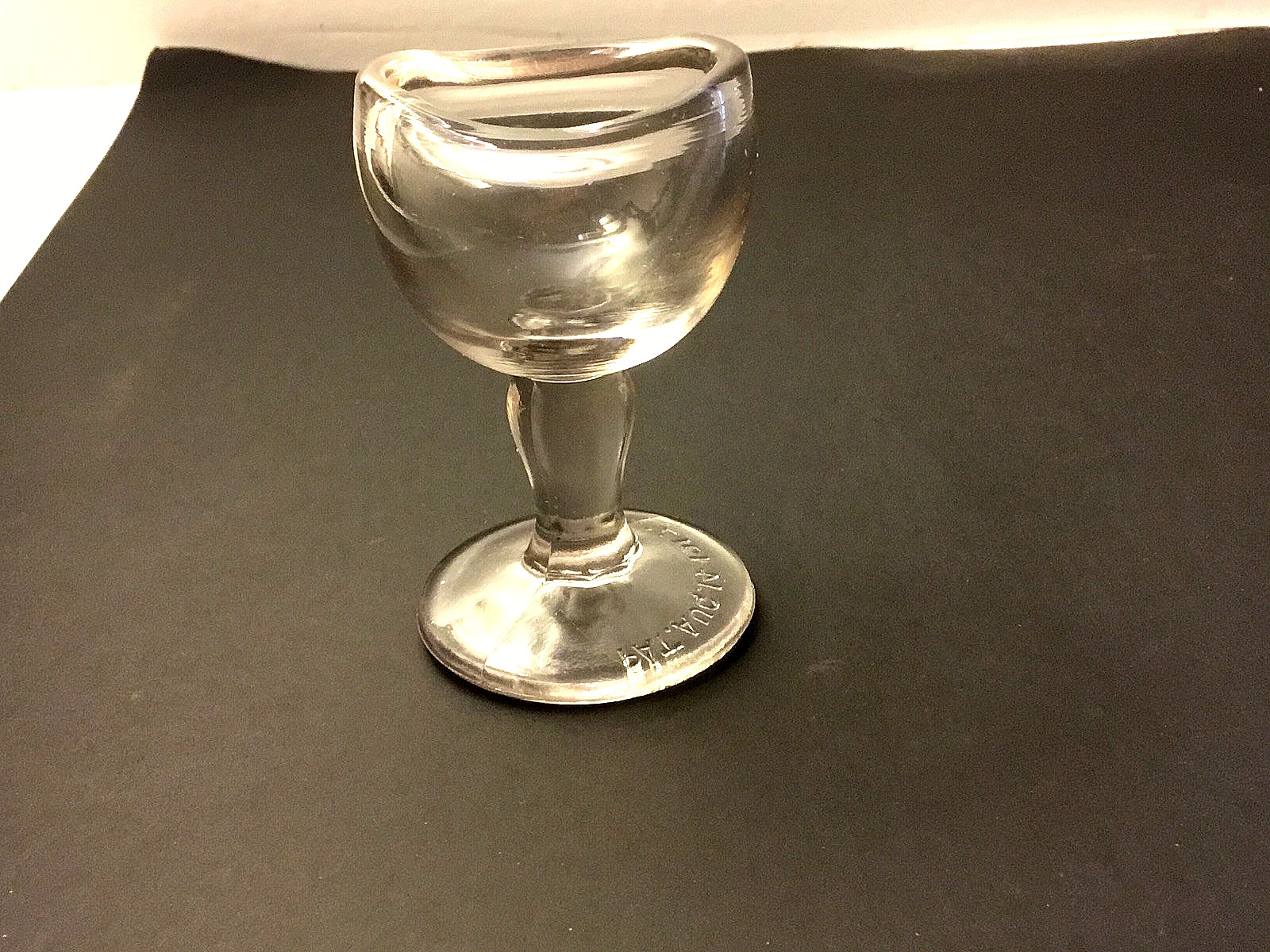 Early Unmarked John Bull Eye Wash Cup Clear Pat. Aug 14 1917