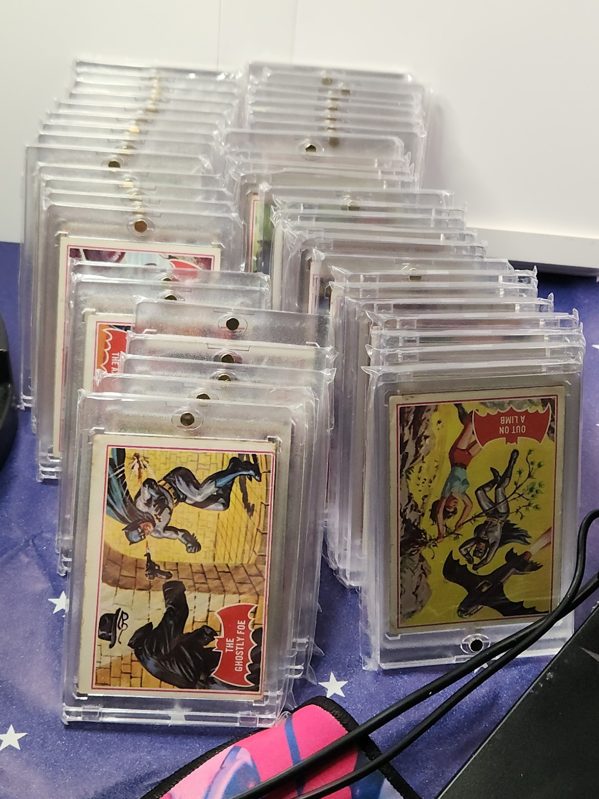 1966 TOPPS USA BATMAN Red Bat COMPLETE 44 CARD SET Puzzle Back Robin Joker