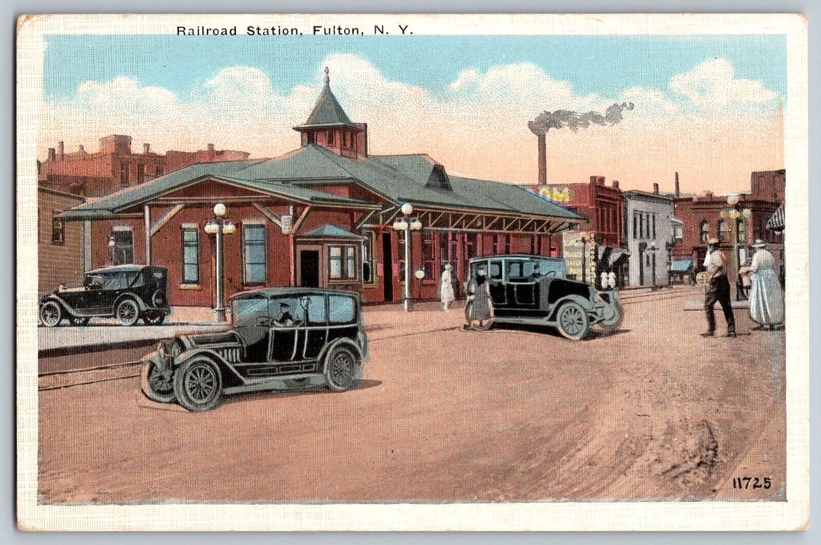 Fulton, New York NY - Vintage Cars at Railroad Station - Vintage Postcards