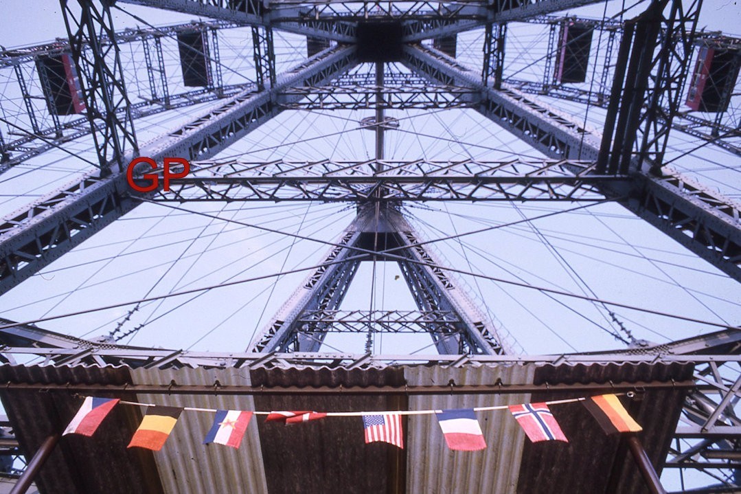 #XX168- d Old 35mm Slide Photo- Ferris Wheel- Vienna Italy - 1969