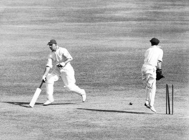 England tour of Australia for Ashes Second day of Australia v Engl- Old Photo