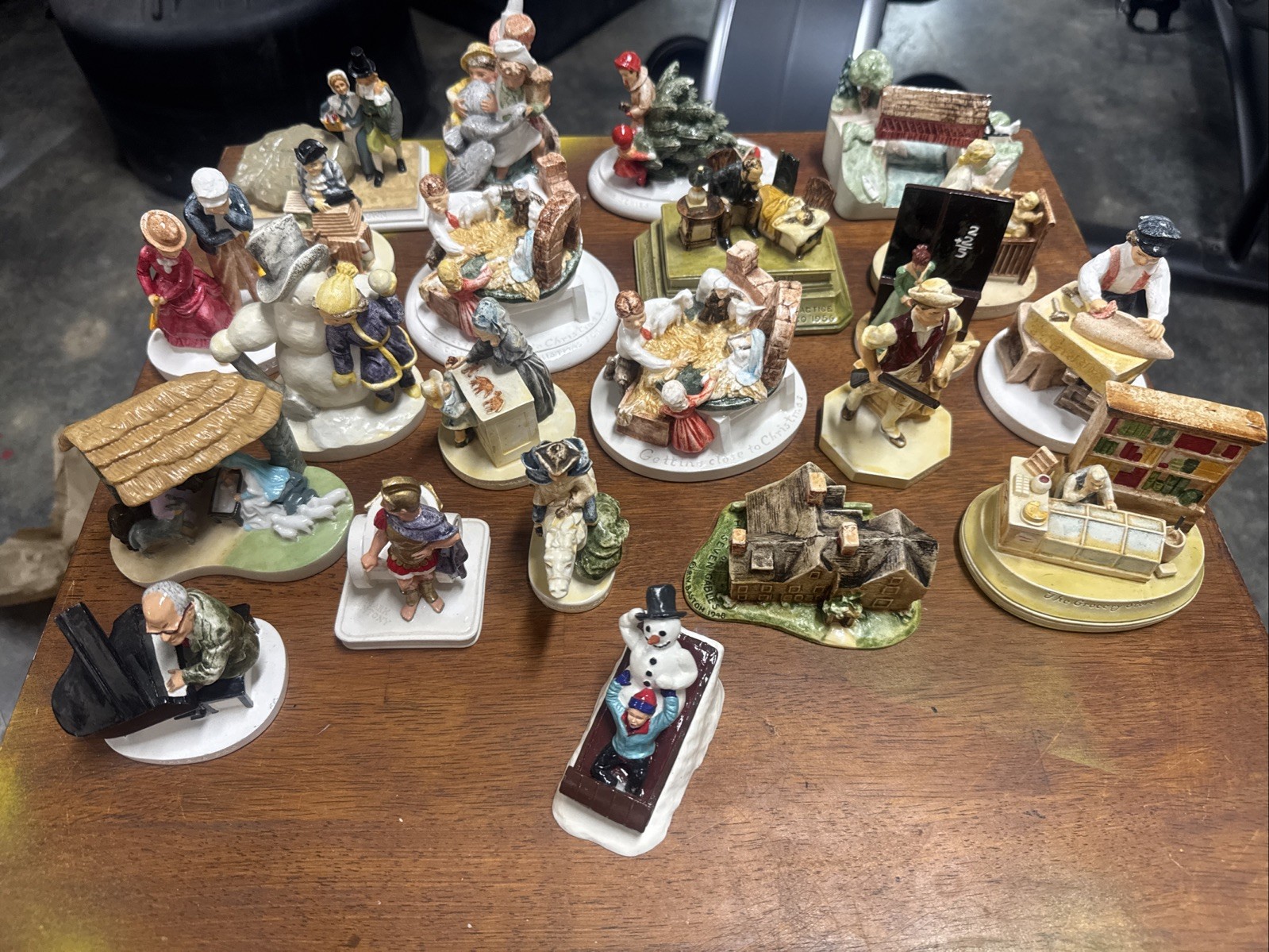 Vintage Sebastian Miniatures Hand Painted Ceramic Figurines Lot 22 Piece