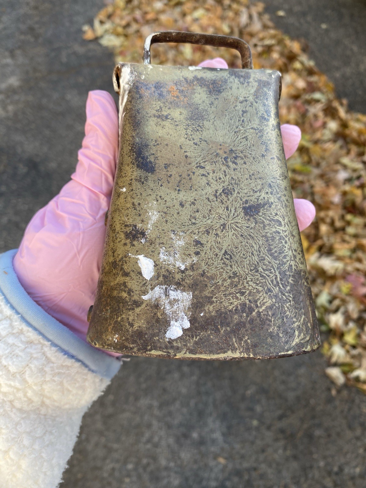 Authentic Primitive Rustic Cow Bell Vintage Antique Rusty Old Country Farm