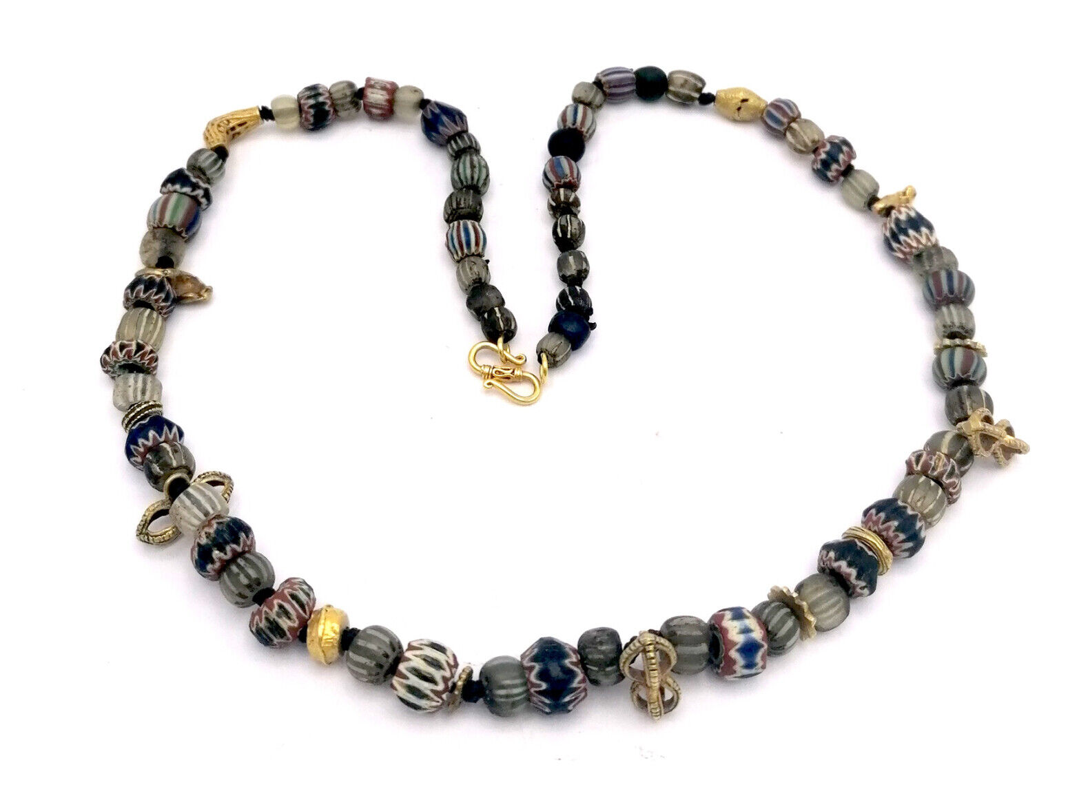 (3395)Rare glass necklace  17th century and earlier Murano Venice 