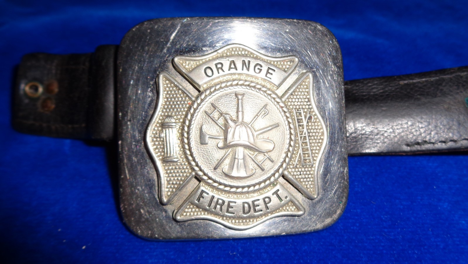 Vintage Obsolete ORANGE MASS FIRE DEPARTMENT  BADGE Belt Buckle