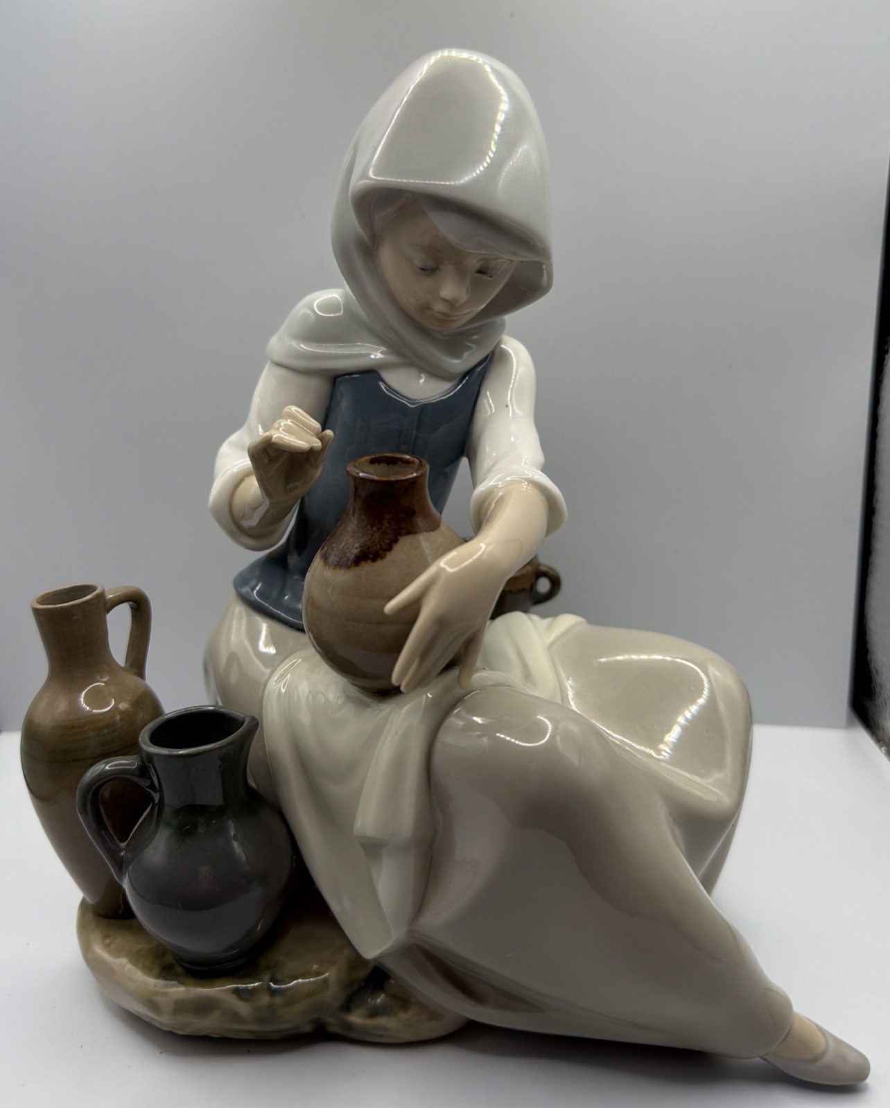 VTG Lladro Porcelain Figurine \