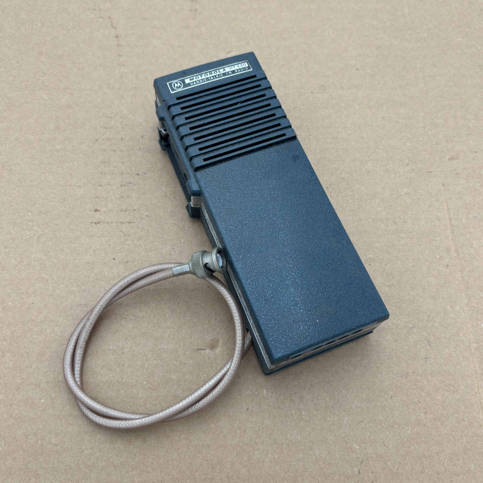 Vintage Motorola HT220 Radio NO Antenna PARTS ONLY Custom Wire Insert NEAT Vintage Motorola HT220 Radio NO Antenna PARTS ONLY Custom Wire Insert NEAT