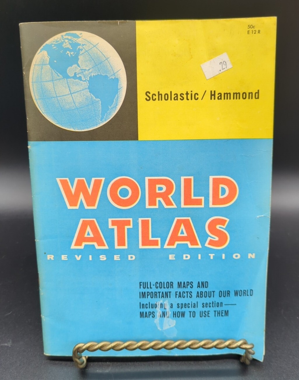 Scholastic/Hammond World Atlas E12R 1964 Paperback  (revised edition) 