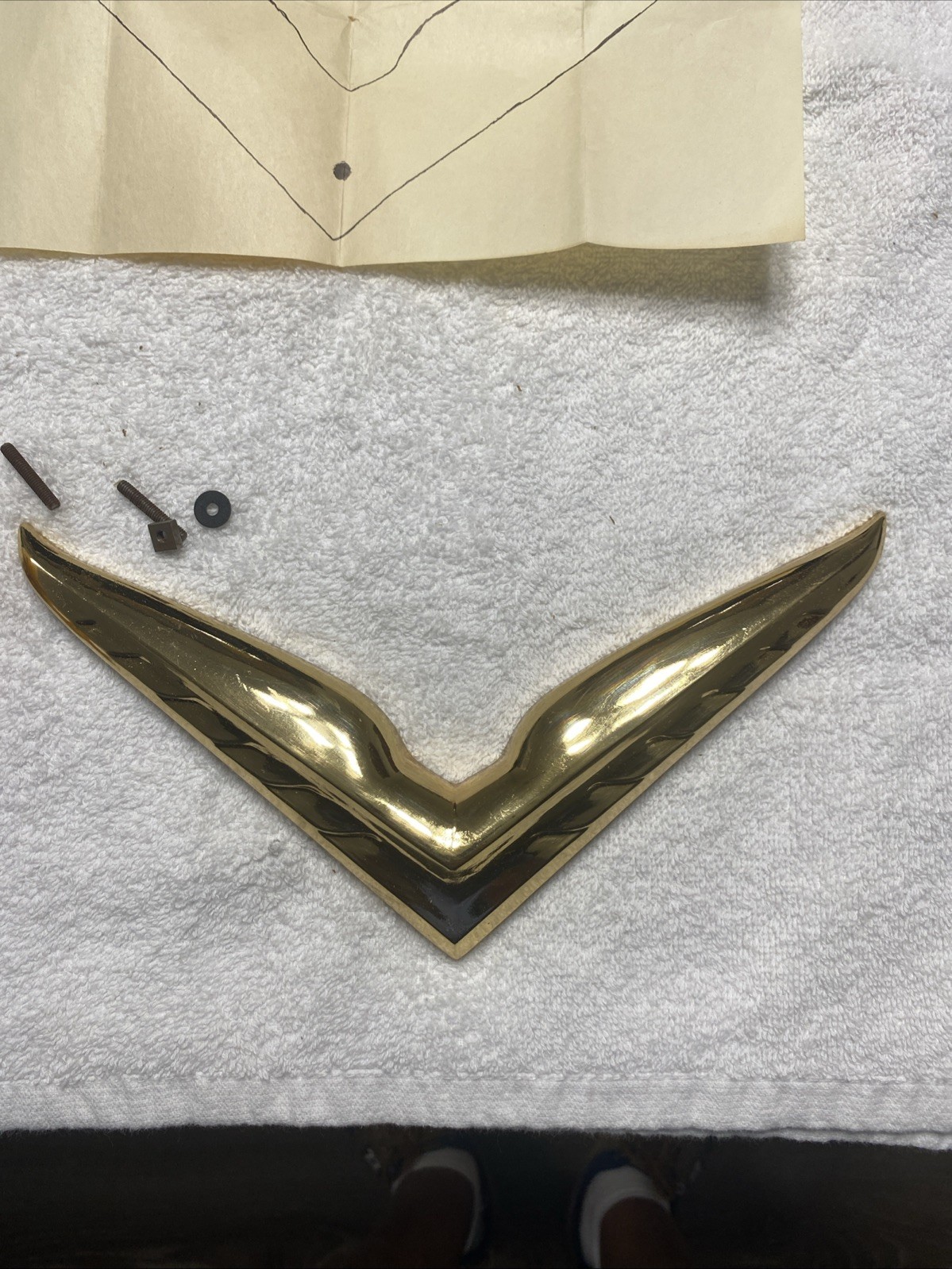 👉✅1951,52 Chrysler New York Saratoga Vintage Gold    Fluted Wing Trunk Ornament