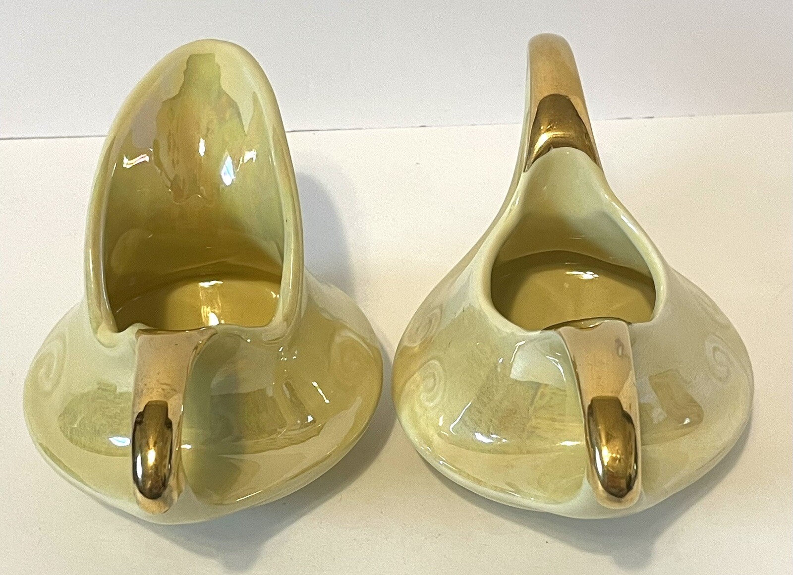 Vintage Pearl China Creamer and Sugar Bowl, Yellow Pearlized, Gold Trim Art Deco Vintage Pearl China Creamer and Sugar Bowl, Yellow Pearlized, Gold Trim Art Deco