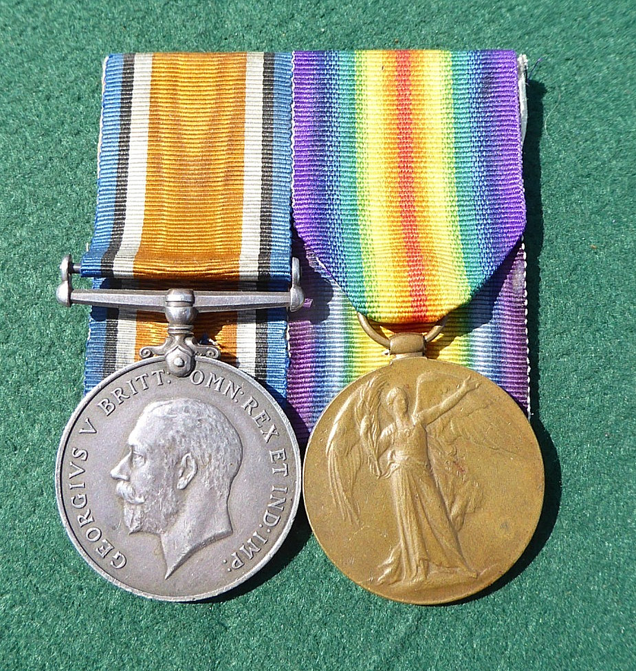 WW1 BRITISH WAR & VICTORY MEDAL PAIR NAMED TO THE ROYAL ARMY MEDICAL CORPS