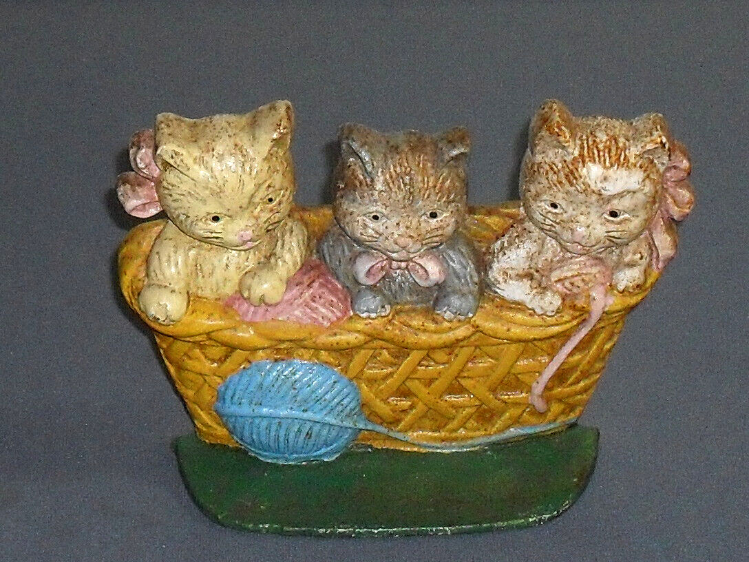 Vintage 3 kittens in a basket cast iron doorstop original paint 8\