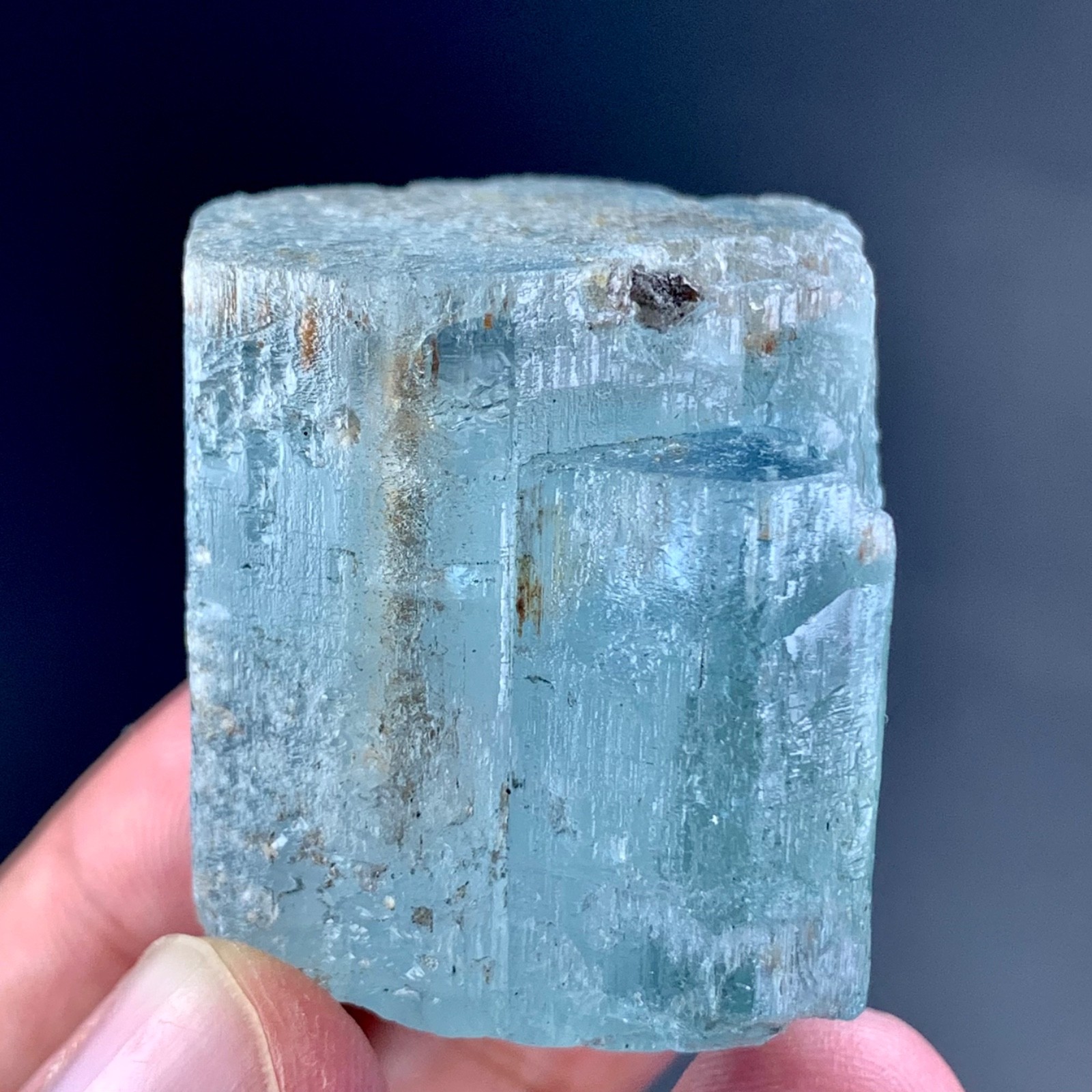 280 CT Terminated Natural Top Quality Rare Dark Blue Aquamarine Crystal