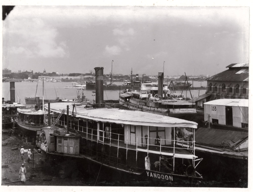 c.1910/20 PHOTO INDIA BURMA SHIPBUILDING - PADDLE STEAMER YANDOON