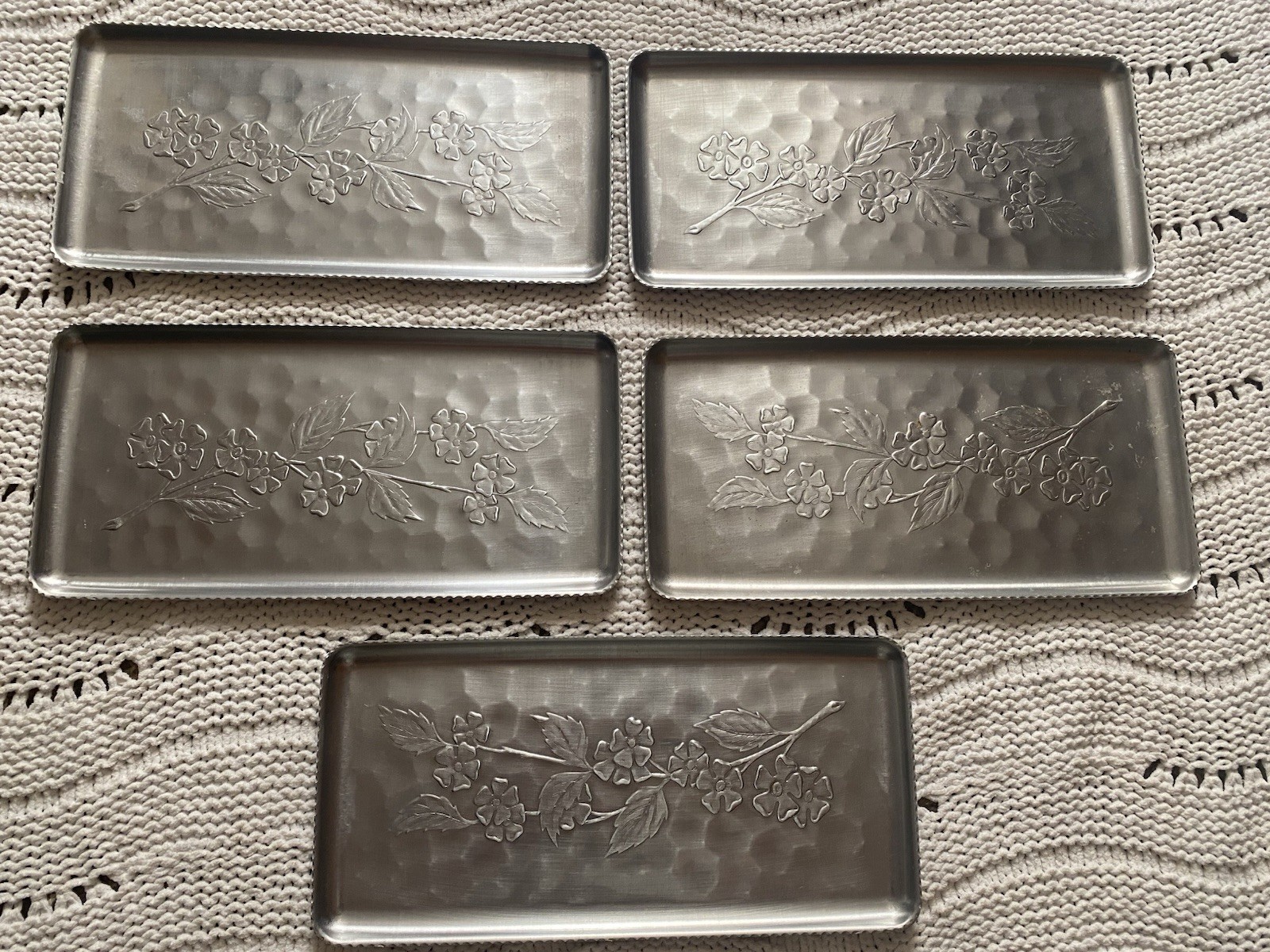5 VTG Hand Forged Aluminum Hand-Wrought Serving Trays Embossed Dogwood Flowers