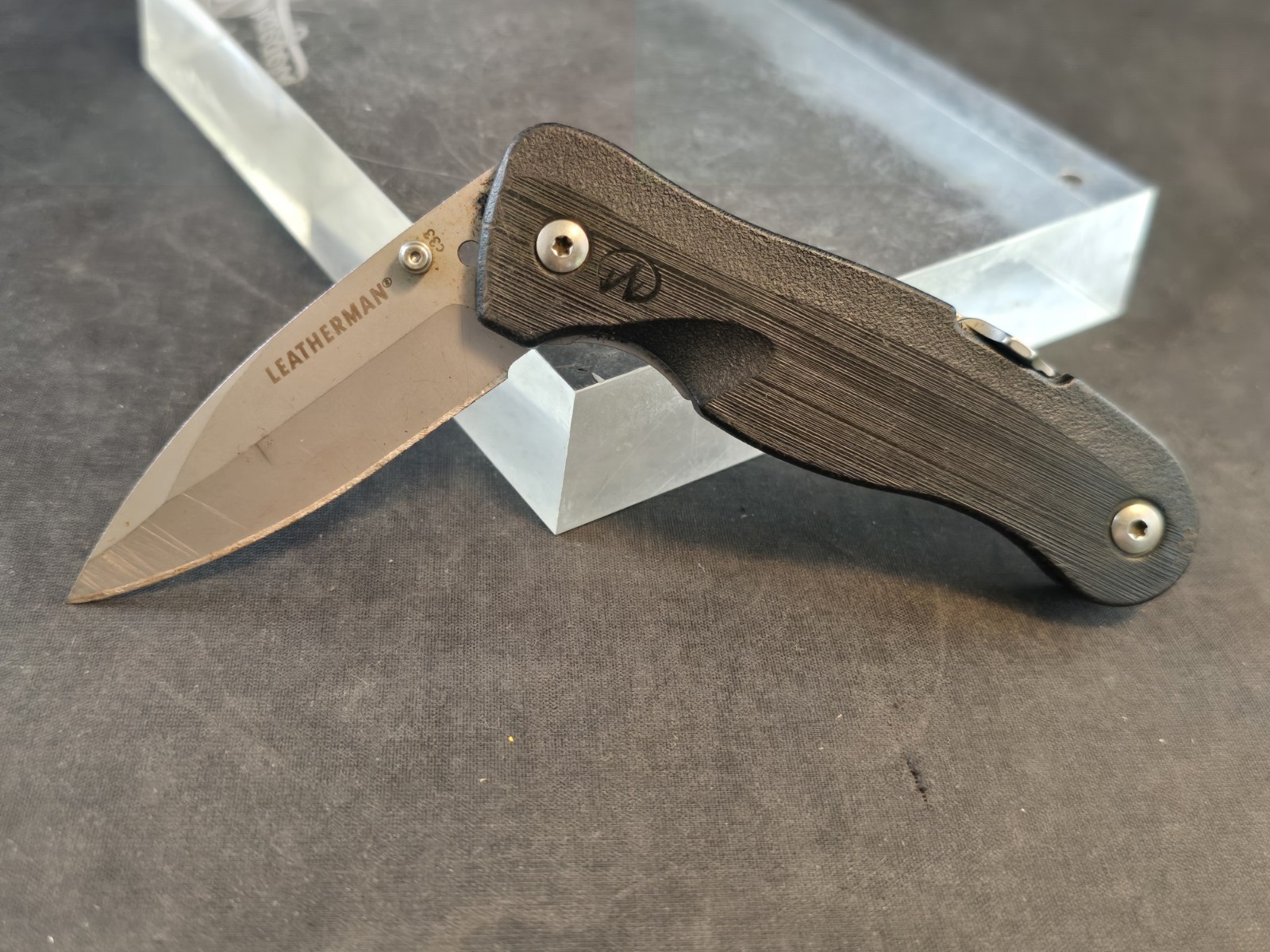 Leatherman c33 Plain Edge Pocket Knife