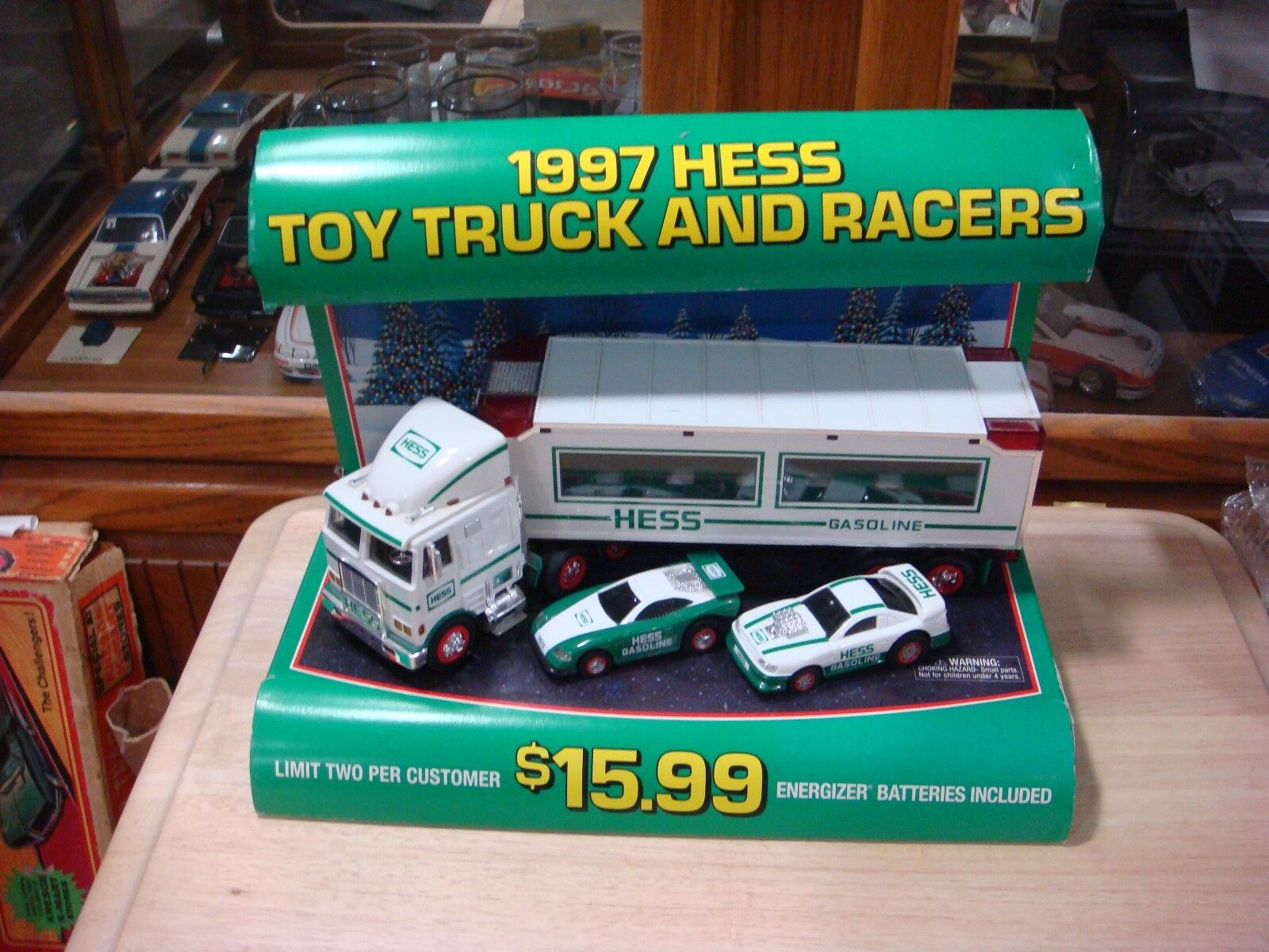  VERY RARE 1997 HESS TOY TRUCK & RACERS WITH COUNTER DISPLAY