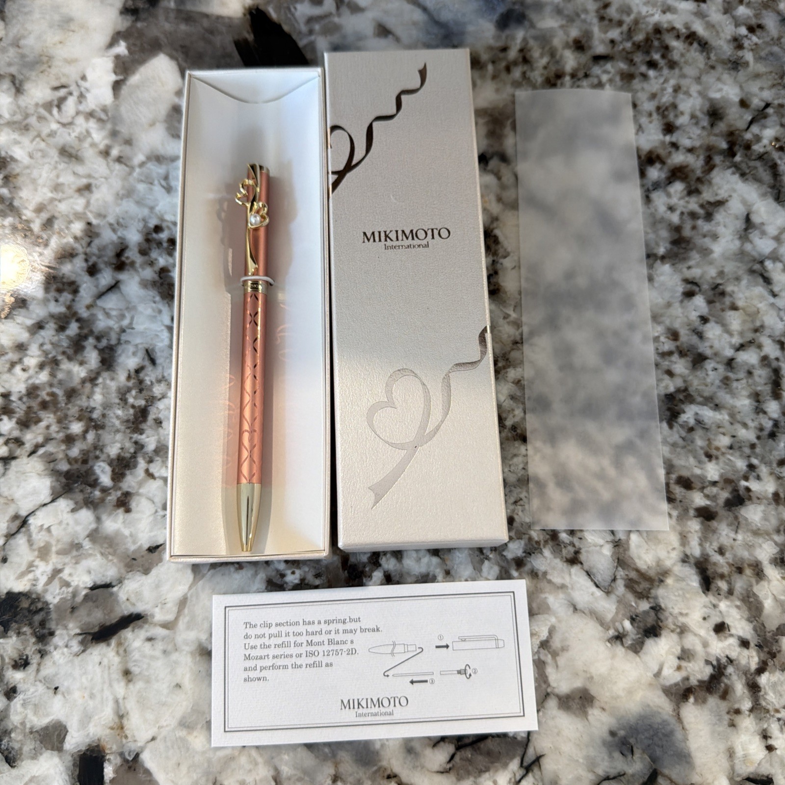 Mikimoto Pearl Heart Detail Pen