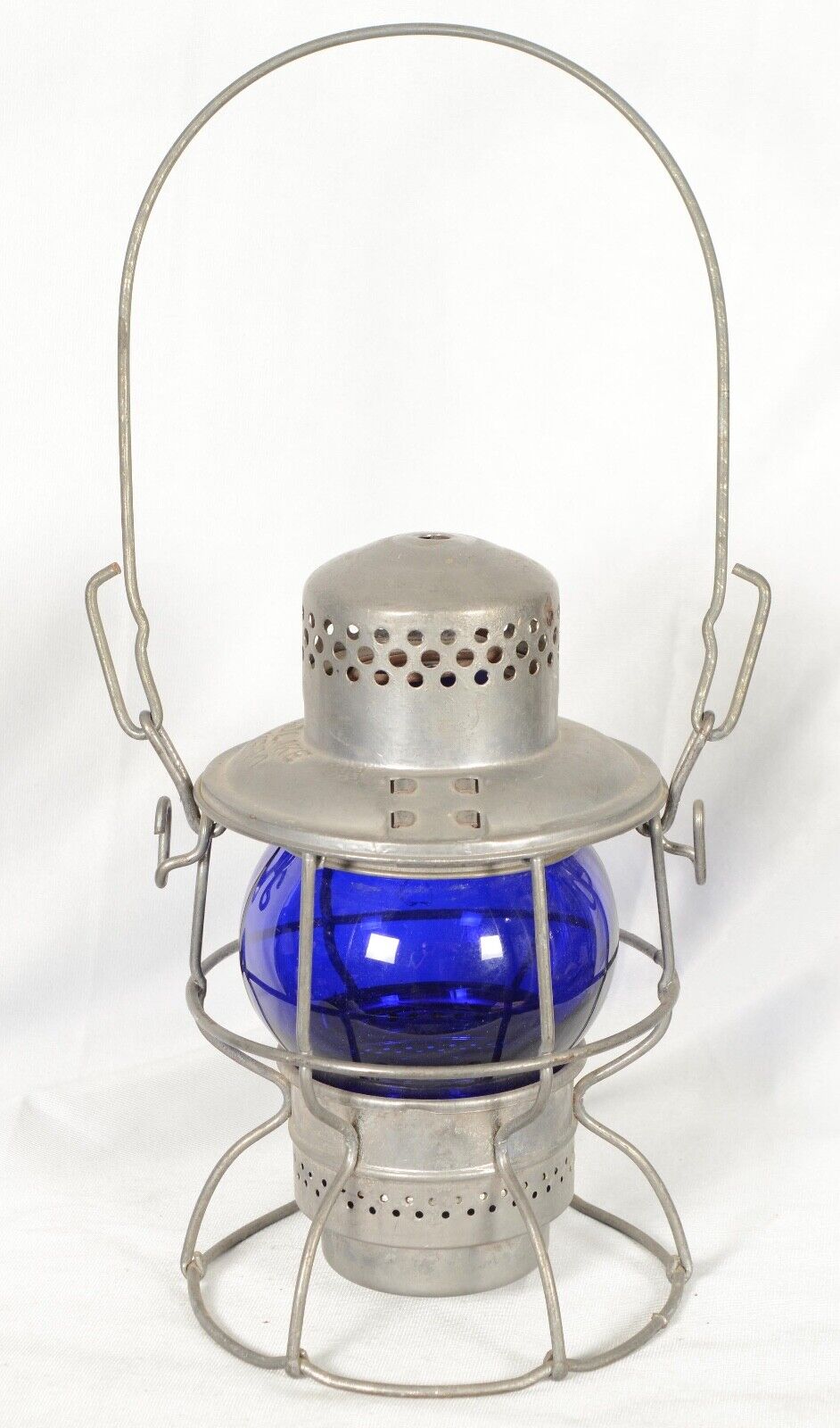 ADLAKE Vintage Railroad Blue Globe Kerosene Lantern UNUSED