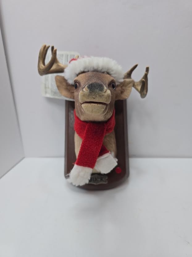 Gemmy Buck The Animated Trophy Wall Mounted Singing Talking Deer 2009 Works NEW