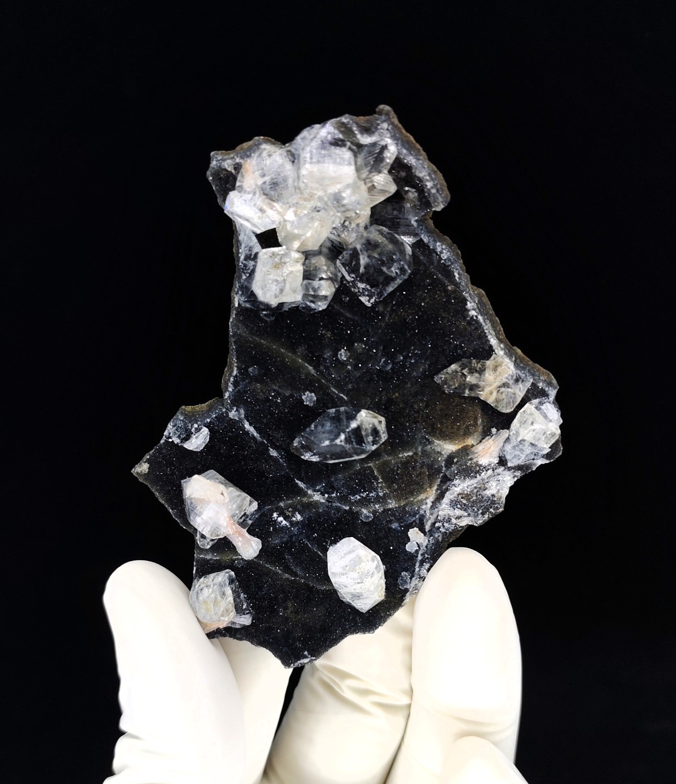 Natural Apophyllite Crystals On Black Chalcedony Minerals Specimen #S399